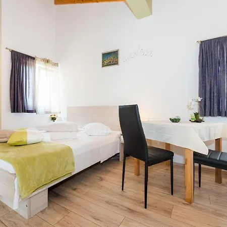 Miranda Np Krka Lozovac