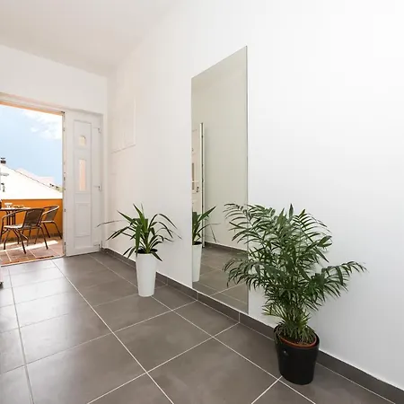 Miranda Np Krka 4* Lozovac