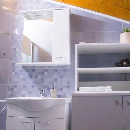 Guest house Miranda Np Krka