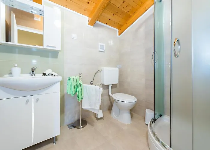 Miranda Np Krka Guest house 4*