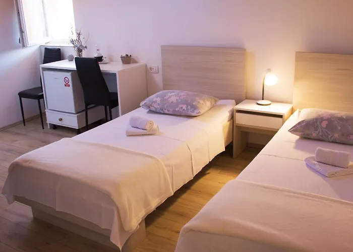 Guest house Miranda Np Krka Lozovac