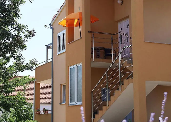 招待所 Miranda Np Krka 罗佐瓦克